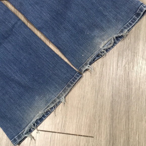 Lane Bryant Medium Wash “Straight Leg” 5pkt style Jeans size 26 - Picture 3 of 9